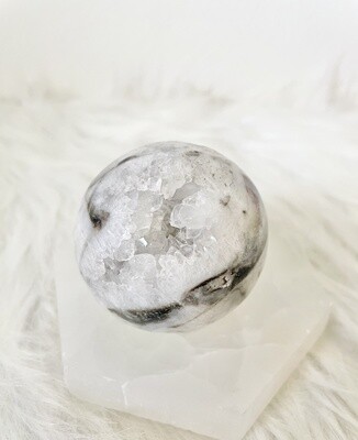Rainbow Teeth Tiger Dendritic Druzy Agate Sphere