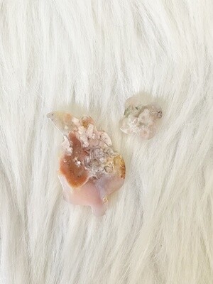Summertime Flower Agate Carvings