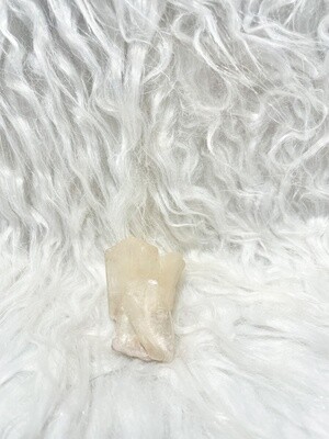 Shiny Blades Stilbite