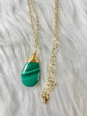 Wise Malachite Necklace