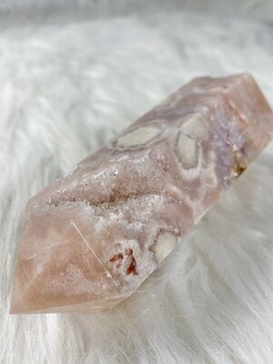 Pawprints Flower Agate in Pink Amethyst Tower