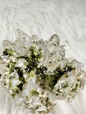 Quartz Stack: Epidote in Quartz Specimen