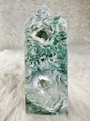 Nutritious Seaweed Moss Agate Tower