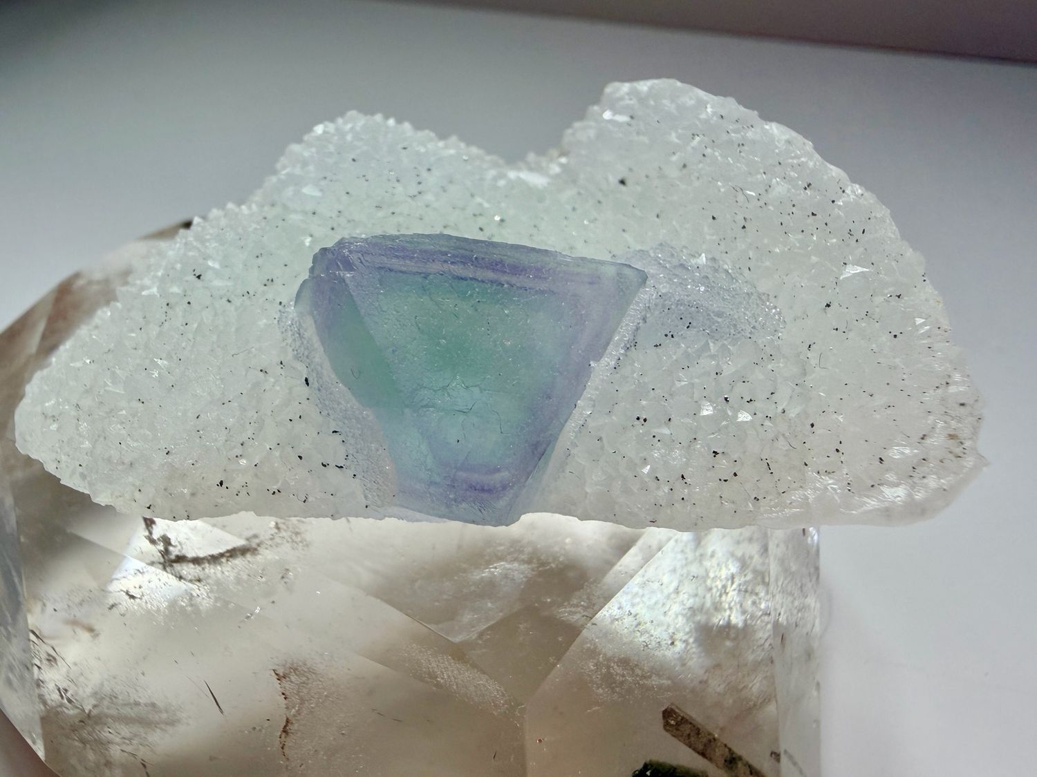 Halo Xinjiang Fluorite