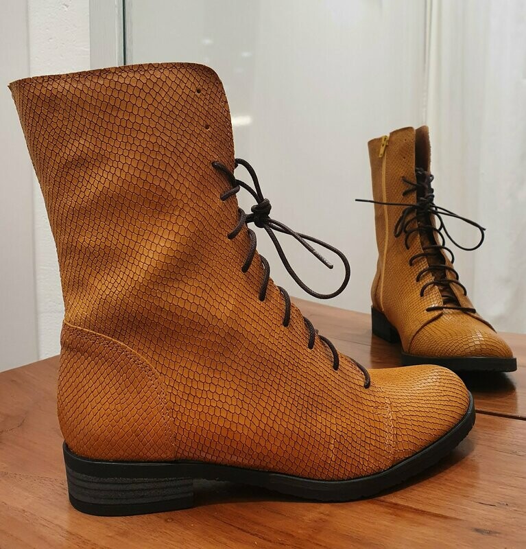 Brako Stiefel in senfgelb Brako Stiefel in senfgelb