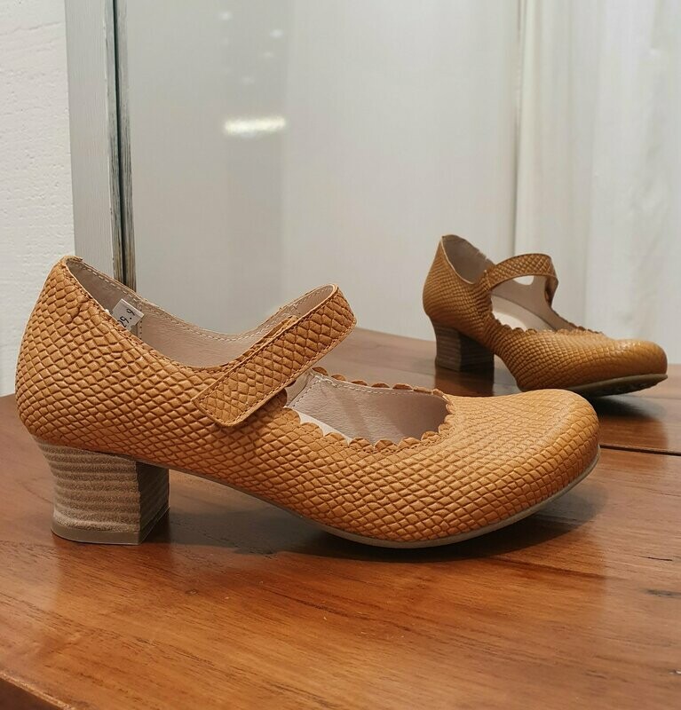 Brako Pump Senfgelb Brako Pump Senfgelb