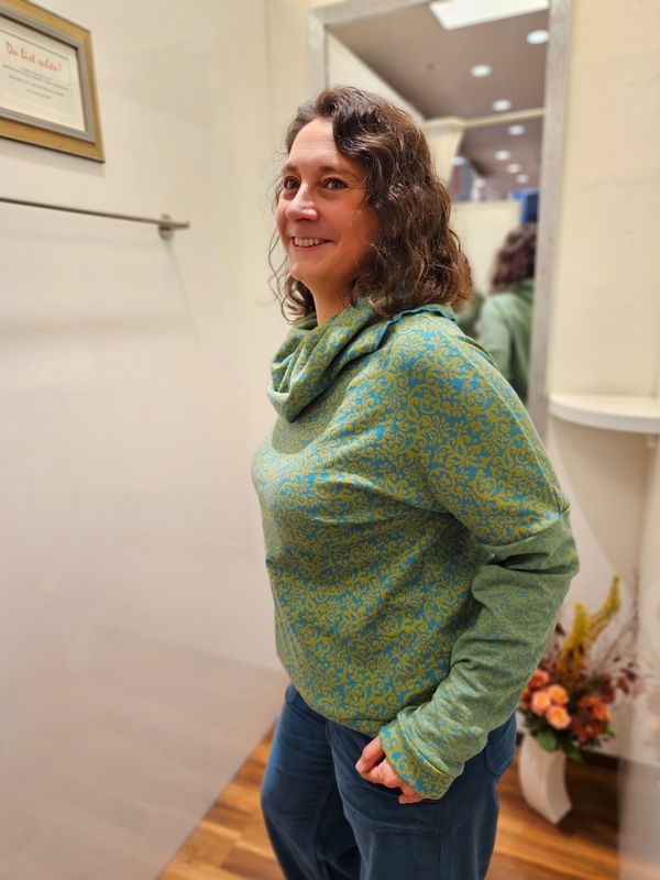 Miranda Merra Pullover mit Schalkragen grün Miranda Merra Pullover mit Schalkragen grün