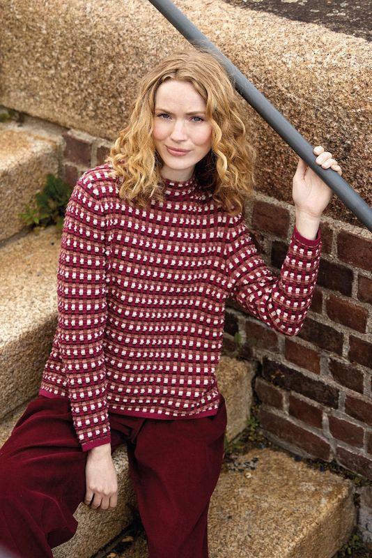 Mansted Pullover mit Stehkragen Mansted Pullover mit Stehkragen "Eden" beere/braun karriert