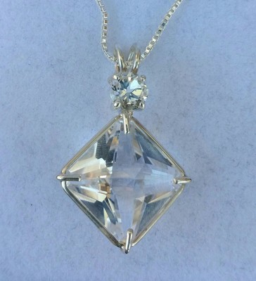 Angel Aura Magician with Clear Quartz Angel Aura Magician with Clear Quartz
