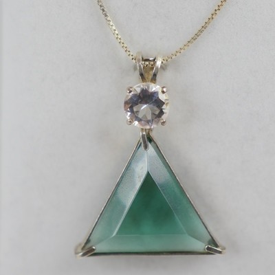 Siberian Green Vogel with Clear Quartz Siberian Green Vogel with Clear Quartz