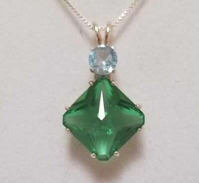 Tibetan Green Magician with Blue Topaz Tibetan Green Magician with Blue Topaz