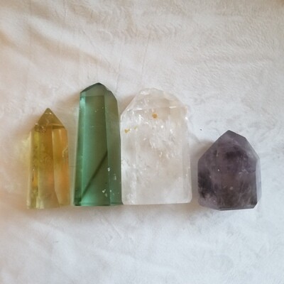 Crystals/Jewelry/Casa items