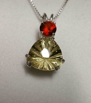 Citrine Super Nova Trillion Cut with Garnet Citrine Super Nova Trillion Cut with Garnet