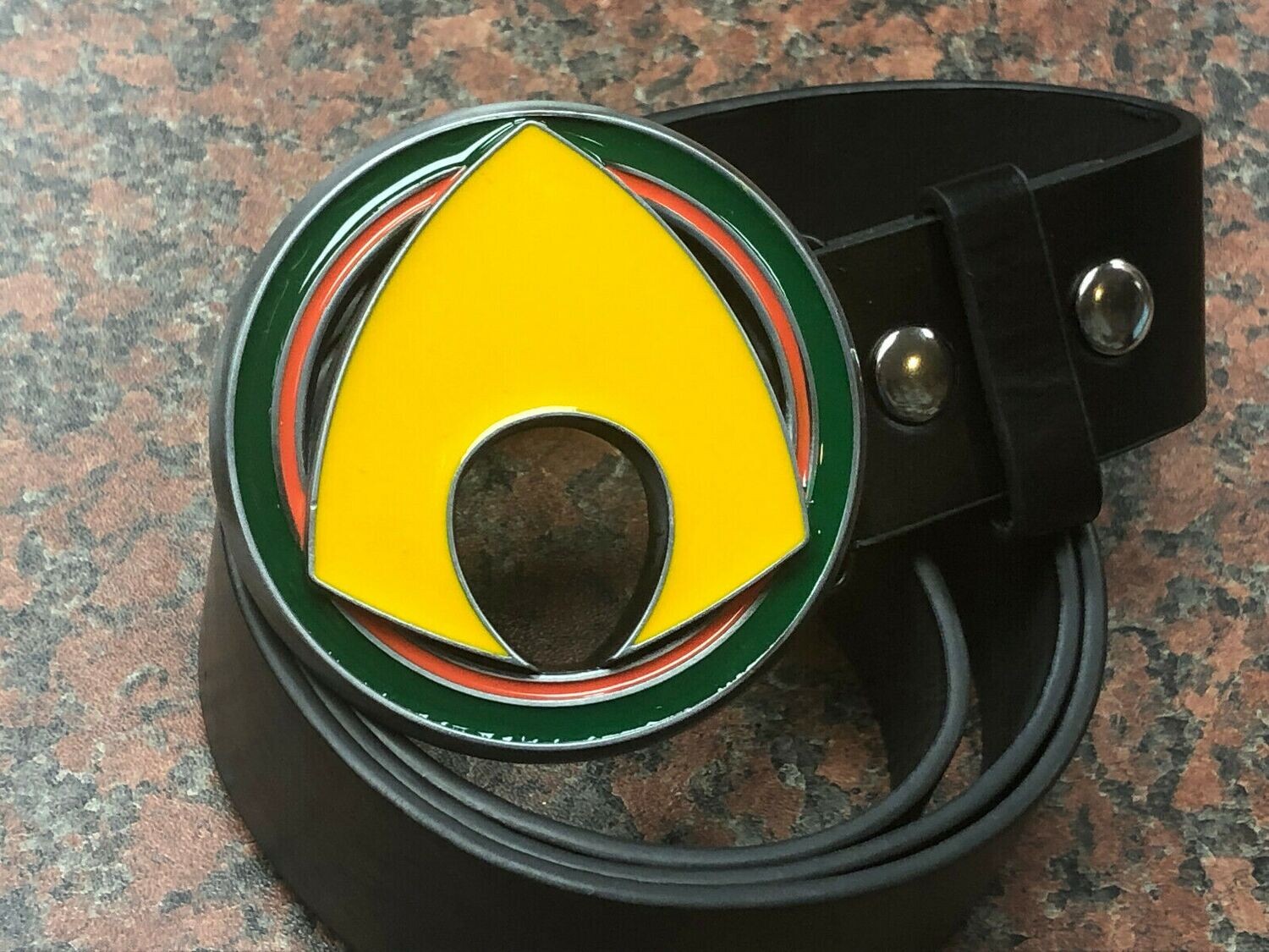 DC Aquaman Logo Buckle with belt