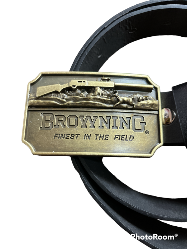 BROWNING buckle with belt &#39; finest in the field &#39; Hunting logo