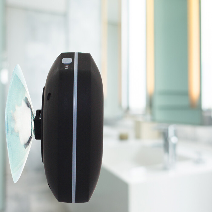 Bocina bluetooth fabricada en plástico con acabado en rubber