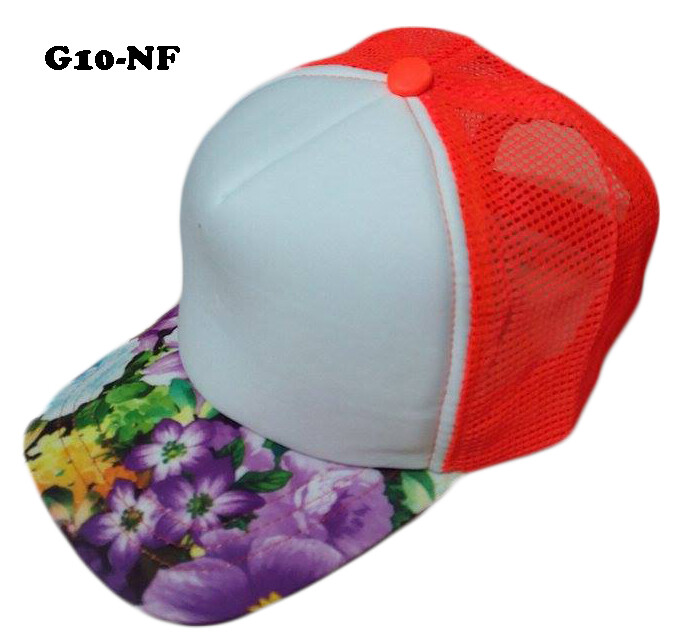 Gorra de malla naranja neón, frente blanco y visera floreada
