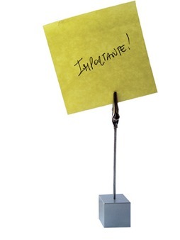Cubo memo holder