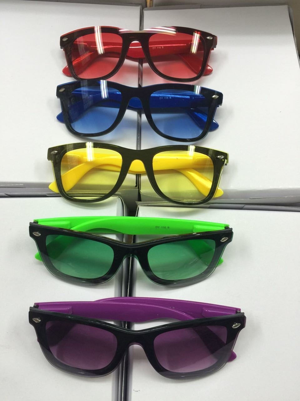 Lentes (Paq. 12 piezas)