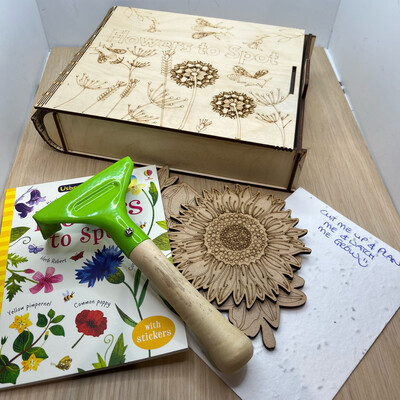 Flower box set - complete with pens, 3d & 2d Flowers, Seeded paper, mini trowel or rake and Book