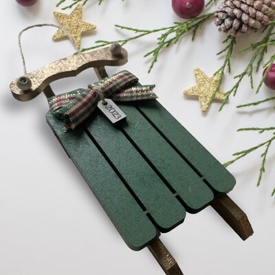 3D Green and Gold Sliegh ornament