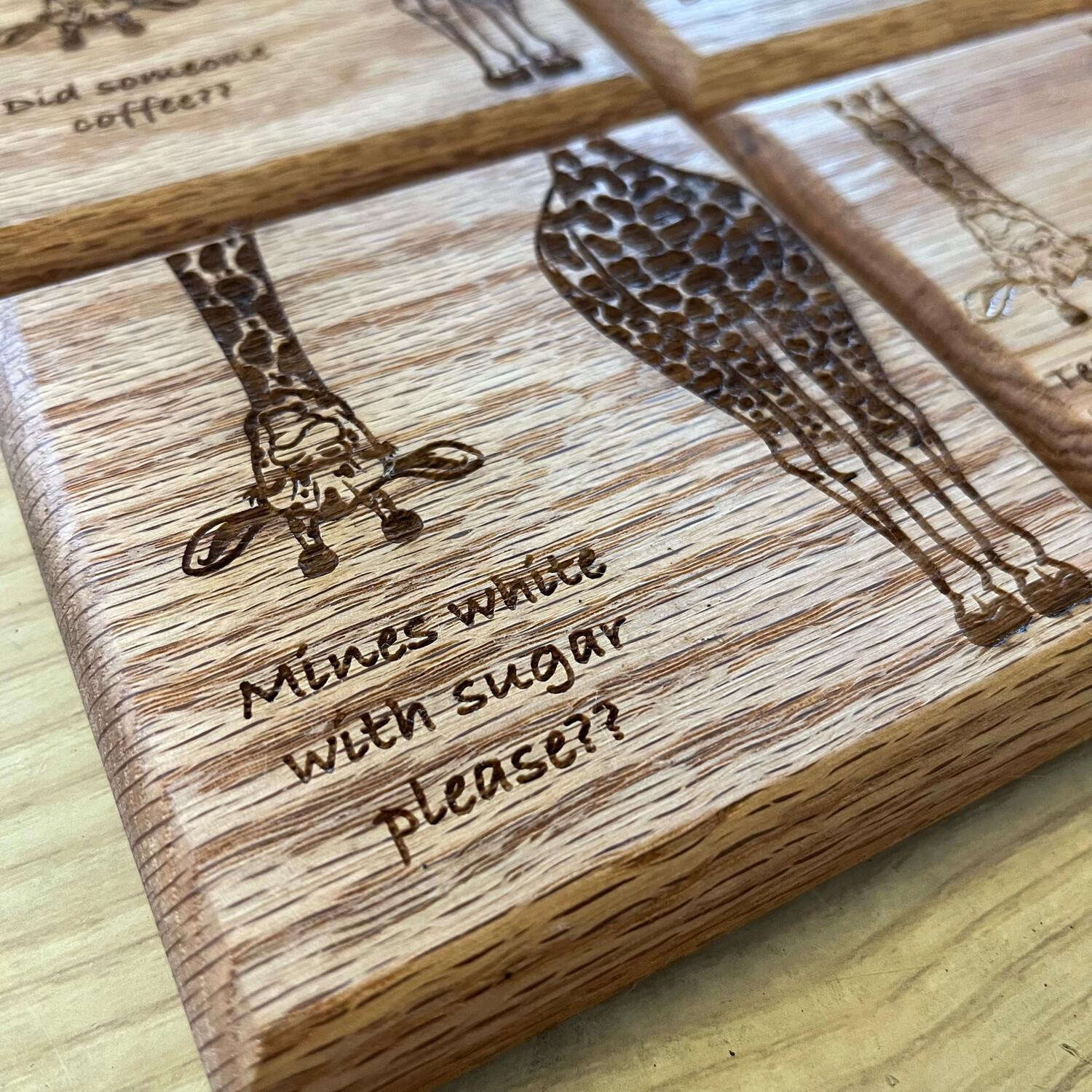 10cm Oak Giraffe Coaster