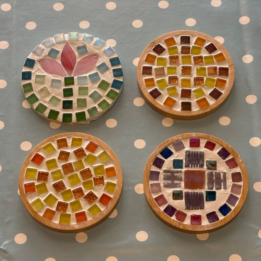 Mosaic Coasters / Signs / Trivets Mosaic Coasters / Signs / Trivets