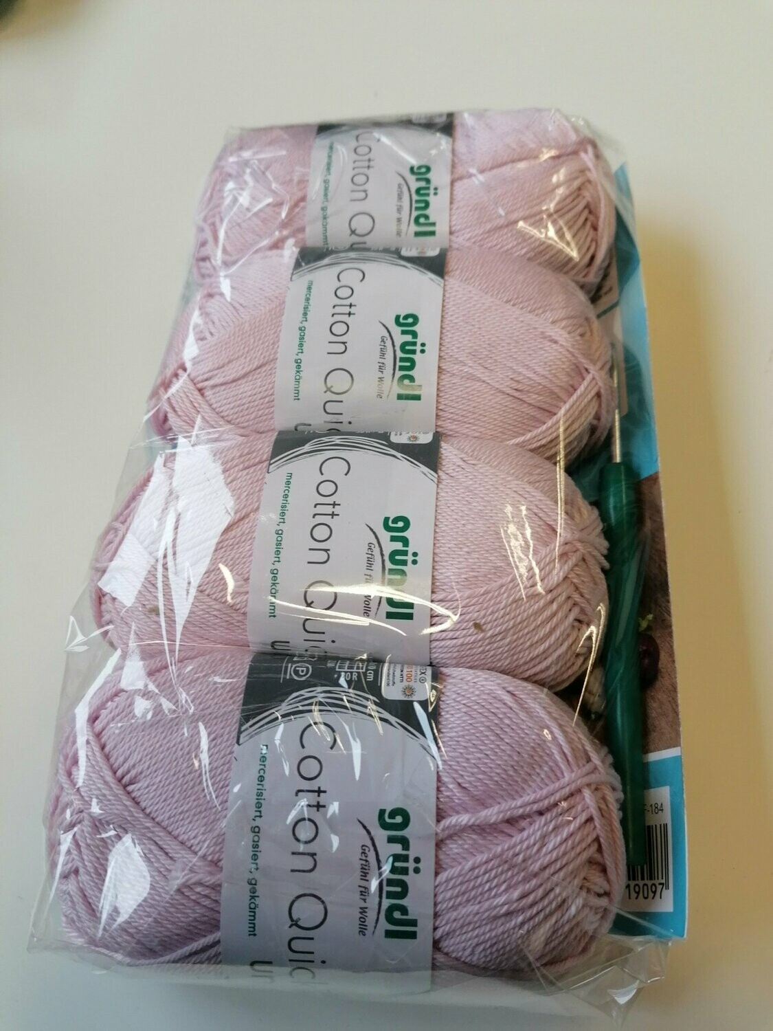 Häkelset Rosé