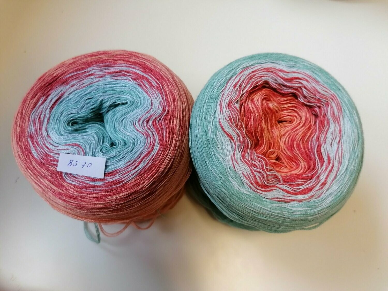 Bobbel apricot hellblau 8570