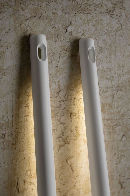 TOBIA Stehleuchte Rechen 44x12x165cm, Technopolymer, weiss matt, 220V, 13W, 1430lm, 3000K, Phas.dim.