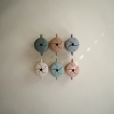 Mushie Snack Cup Shifting Sand