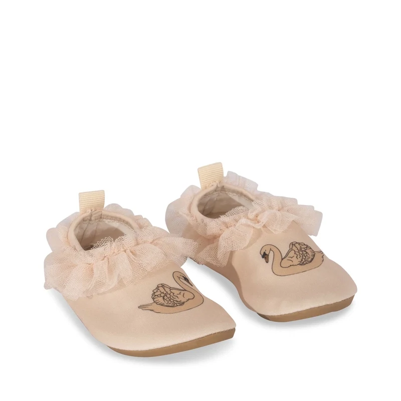 Strut Swim Shoe Swan