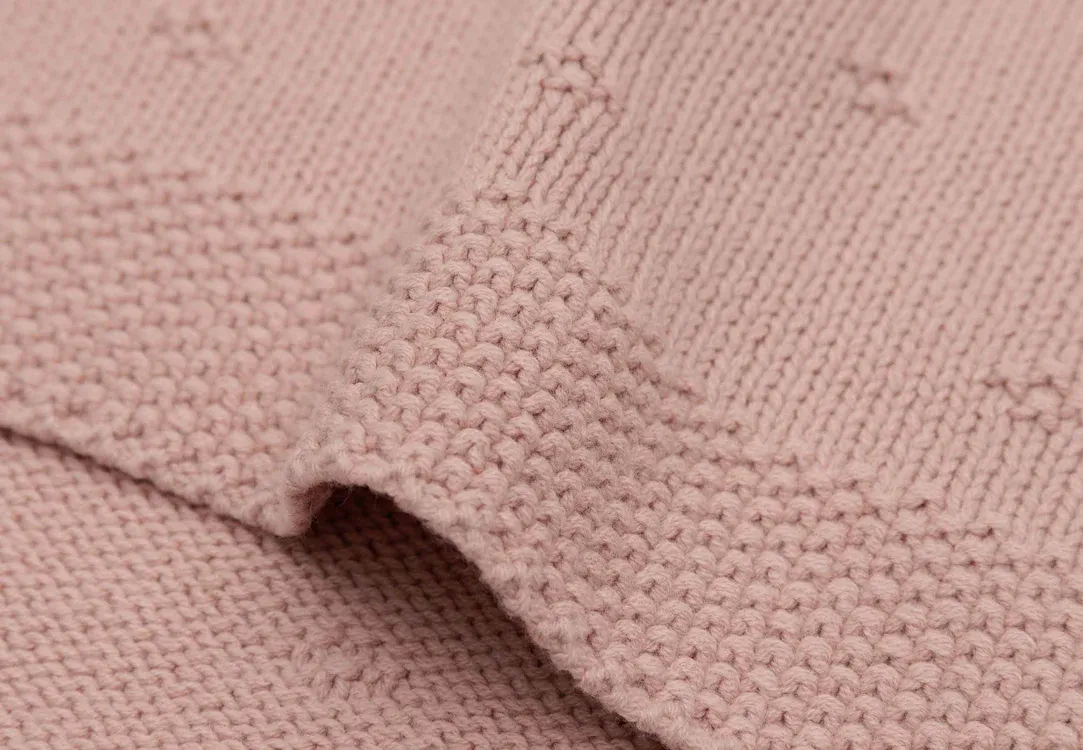 Cosy Knit Ledikant Deken  Wild Rose