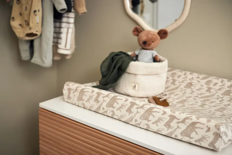 Aankleed Kussen Hoes Animals Nougat