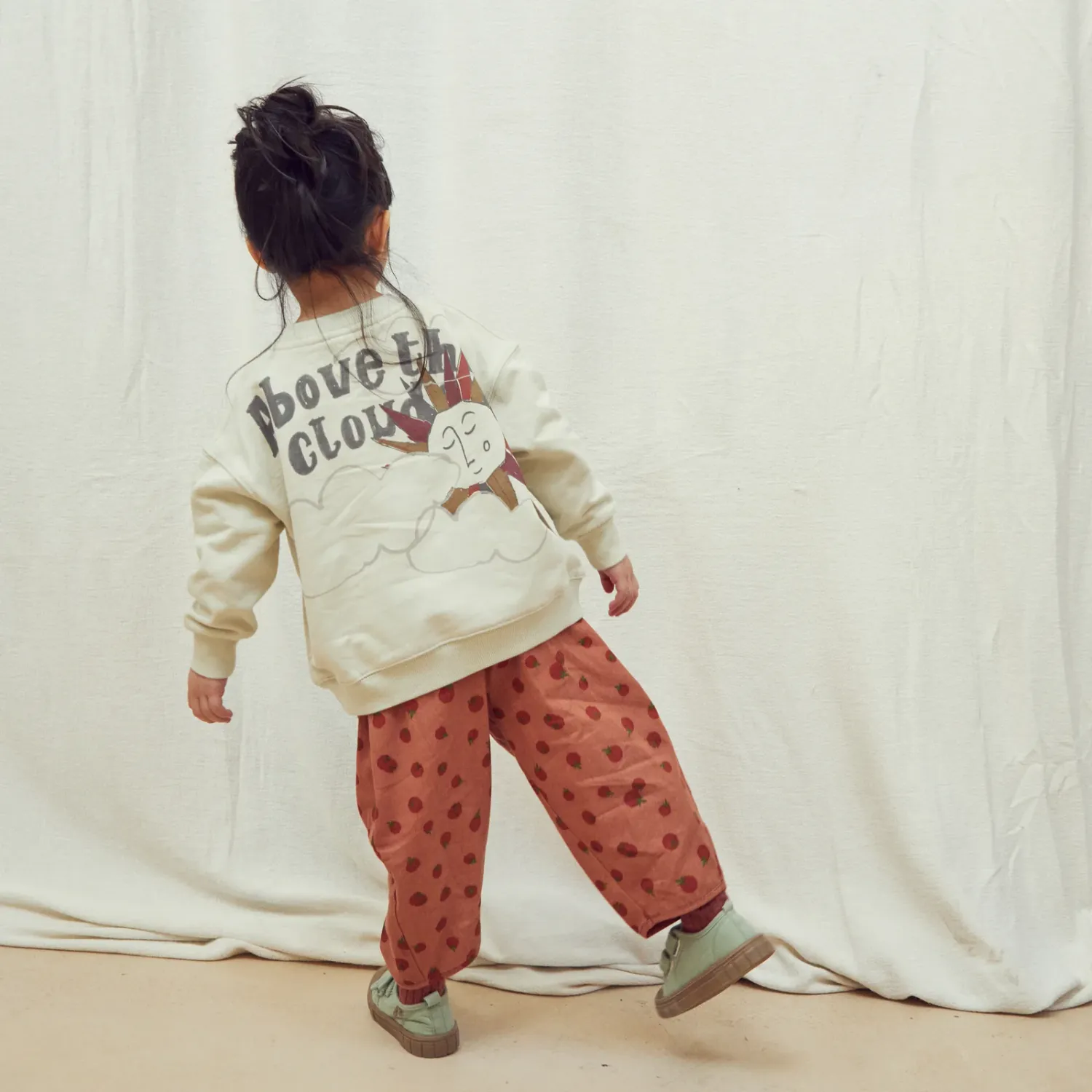 Above Clouds Unisex Sweat Shirt ecru
