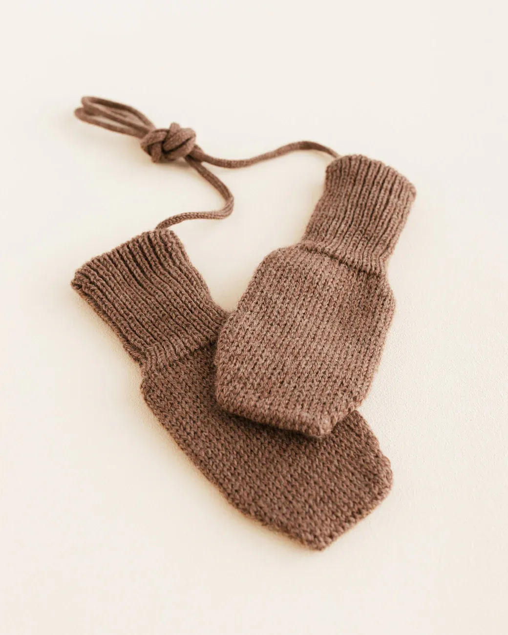 Hvid Mittens Mocha