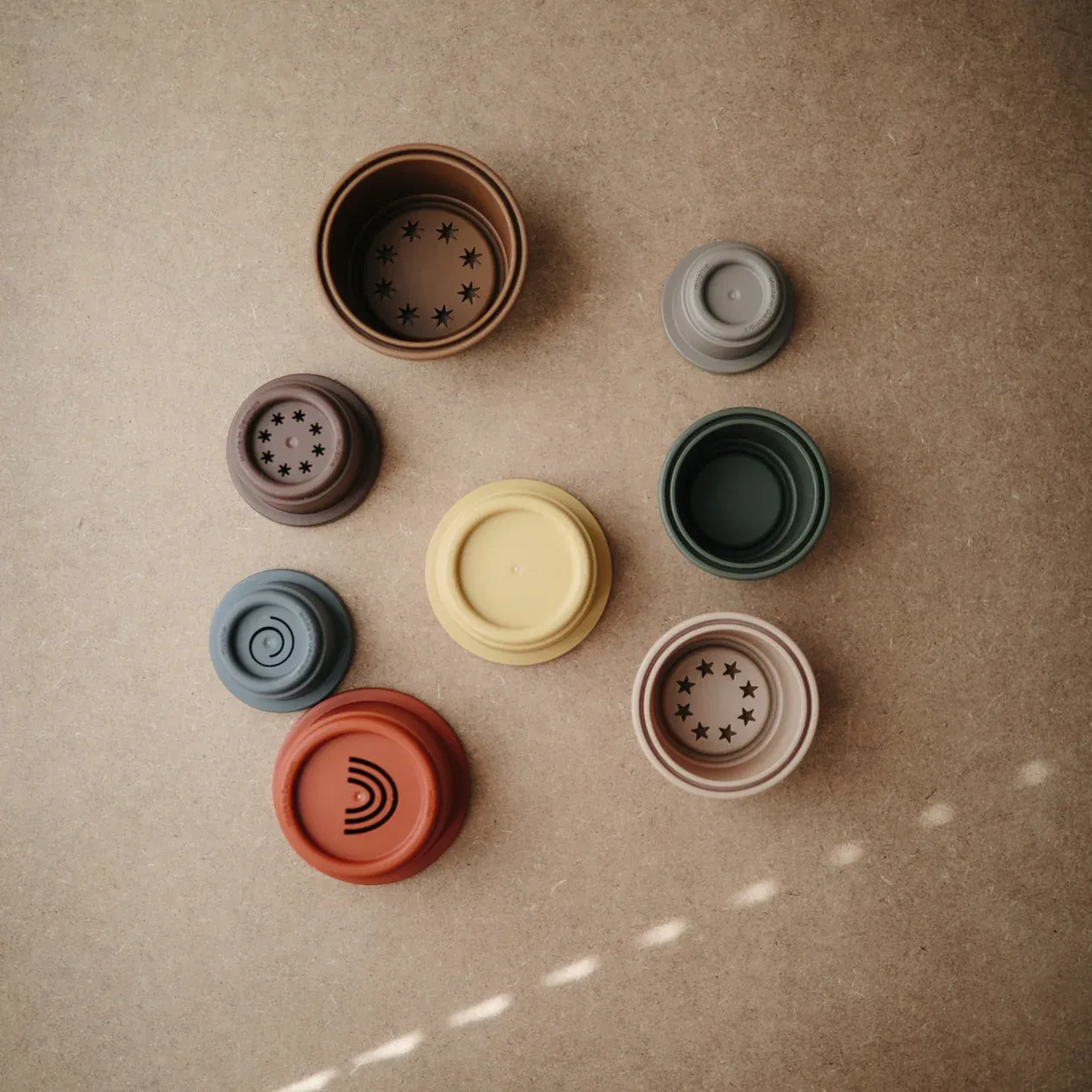 Stacking Cups Retro