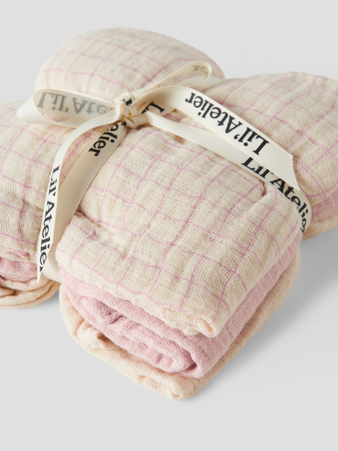 Fergie Nappies Peach Whip