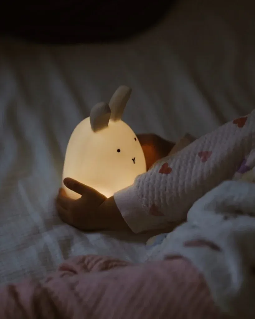 Winston Rabbit Night Light Creme