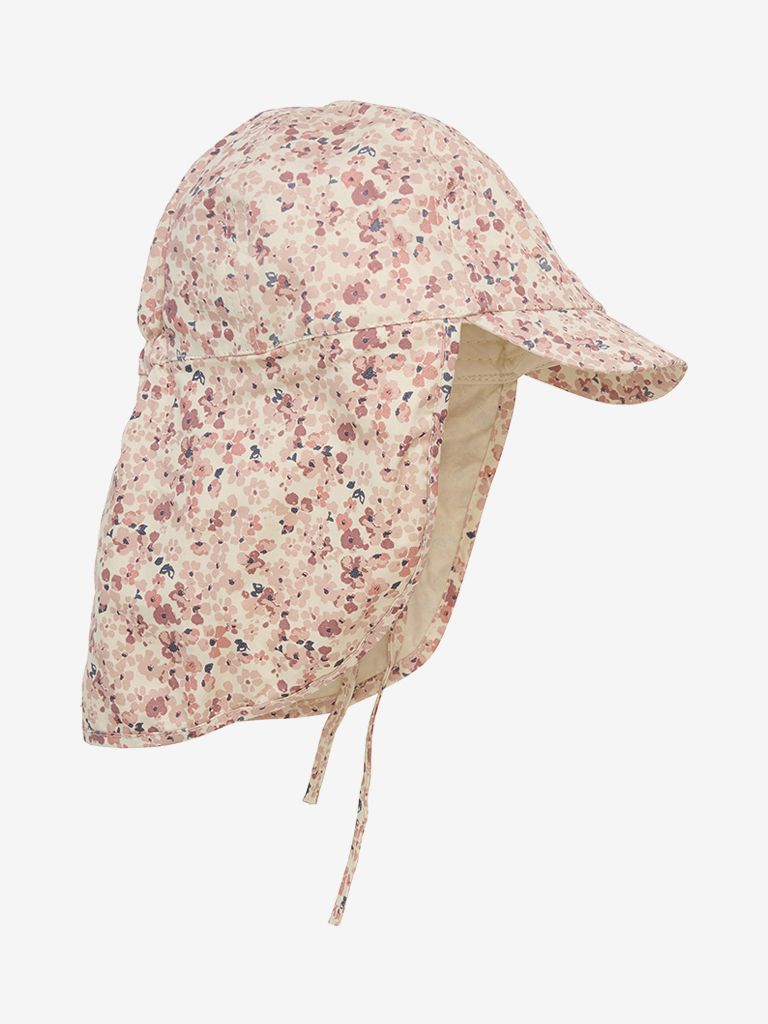 Summer Hat Pink Flower