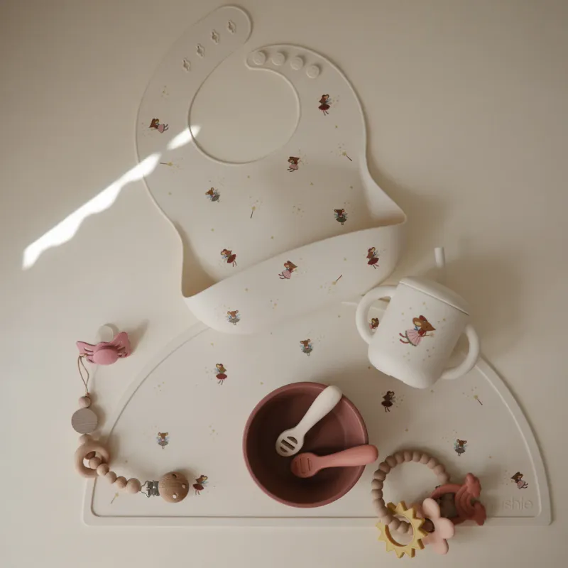 Mushie Silicone Bib
