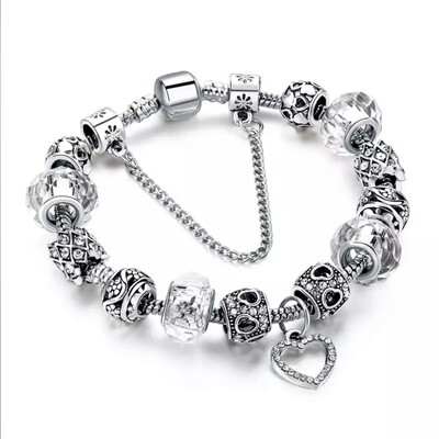 European black Rhinestone heart bracelet