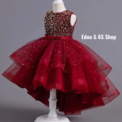 Sleeveless one piece tail skirt piano performance