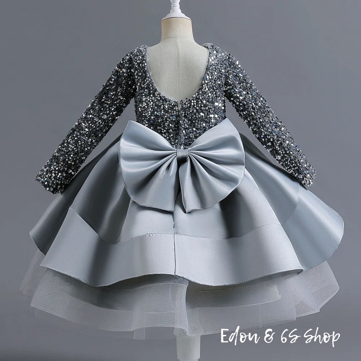 Long sleeves sparkle girl dress