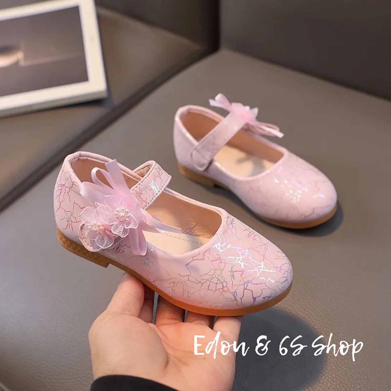 Girl straps shoes