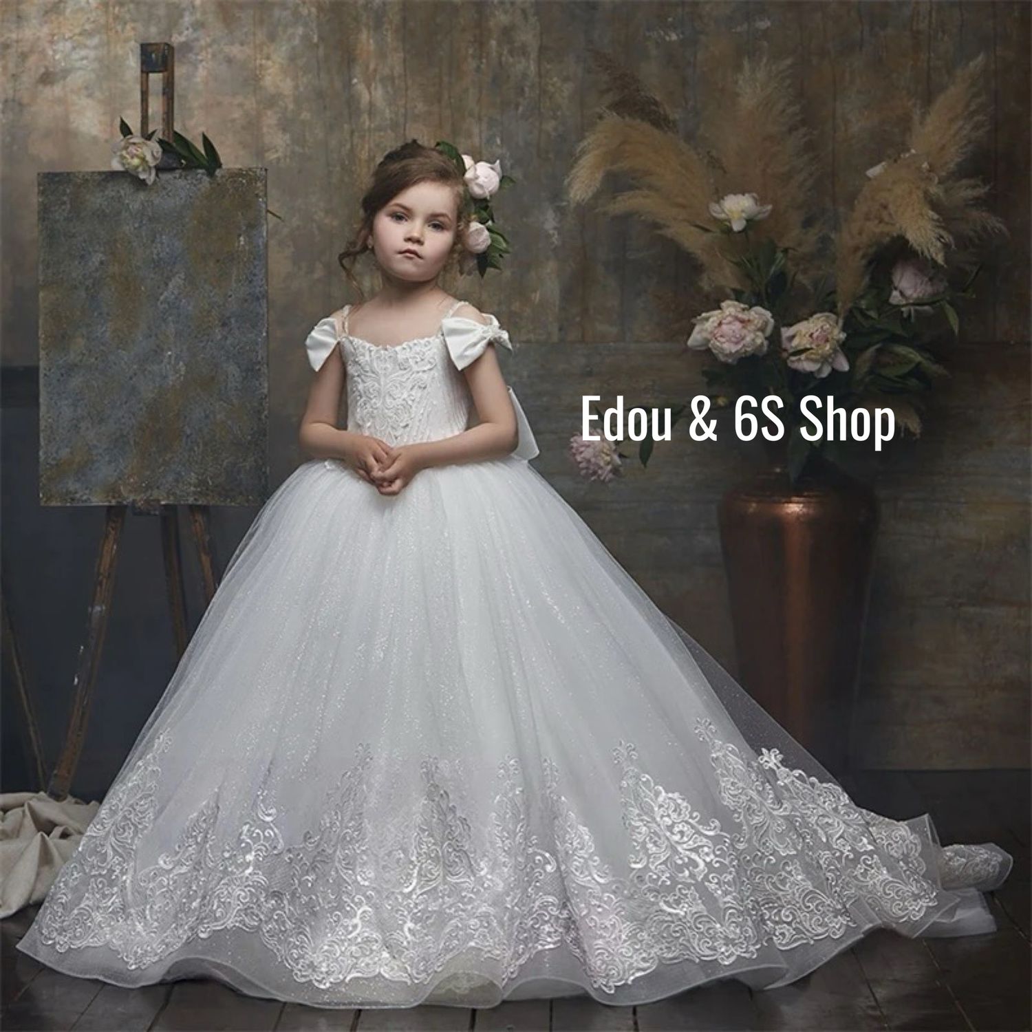 Elegant flower dress for wedding