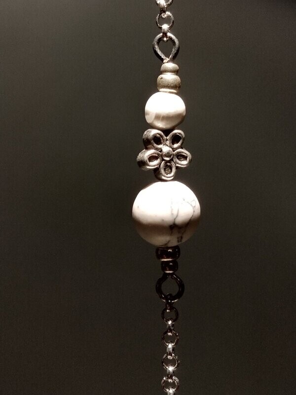 Sun Catcher aus Kristall und Howlith