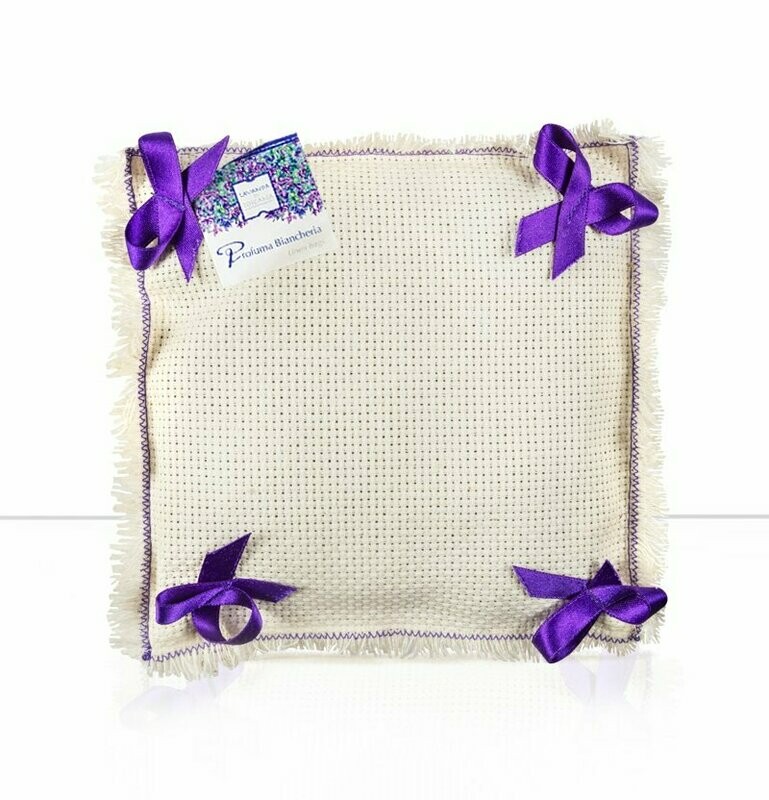 Lavendelduft-Kissen/Lavender scented wardrobe pillow Lavendelduft-Kissen/Lavender scented wardrobe pillow