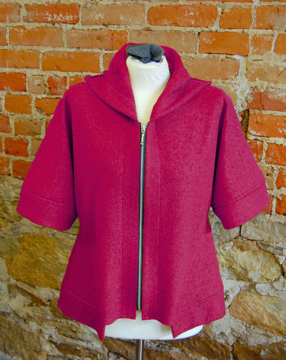West End Jacket in Boucle - Raspberry West End Jacket in Boucle - Raspberry