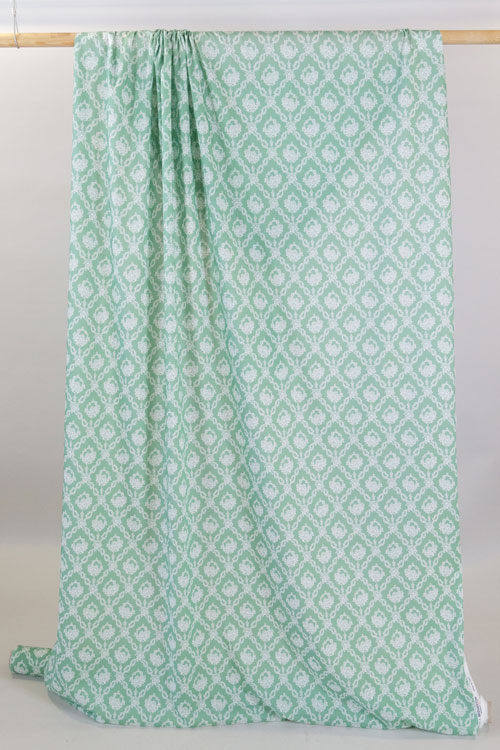 Tana Lawn™ Cotton - Garland Garden Green